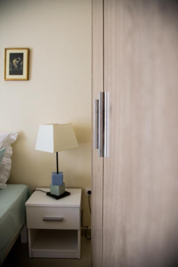 Blue Theros Apartments Παραλία Διονυσίου Εξωτερικό φωτογραφία