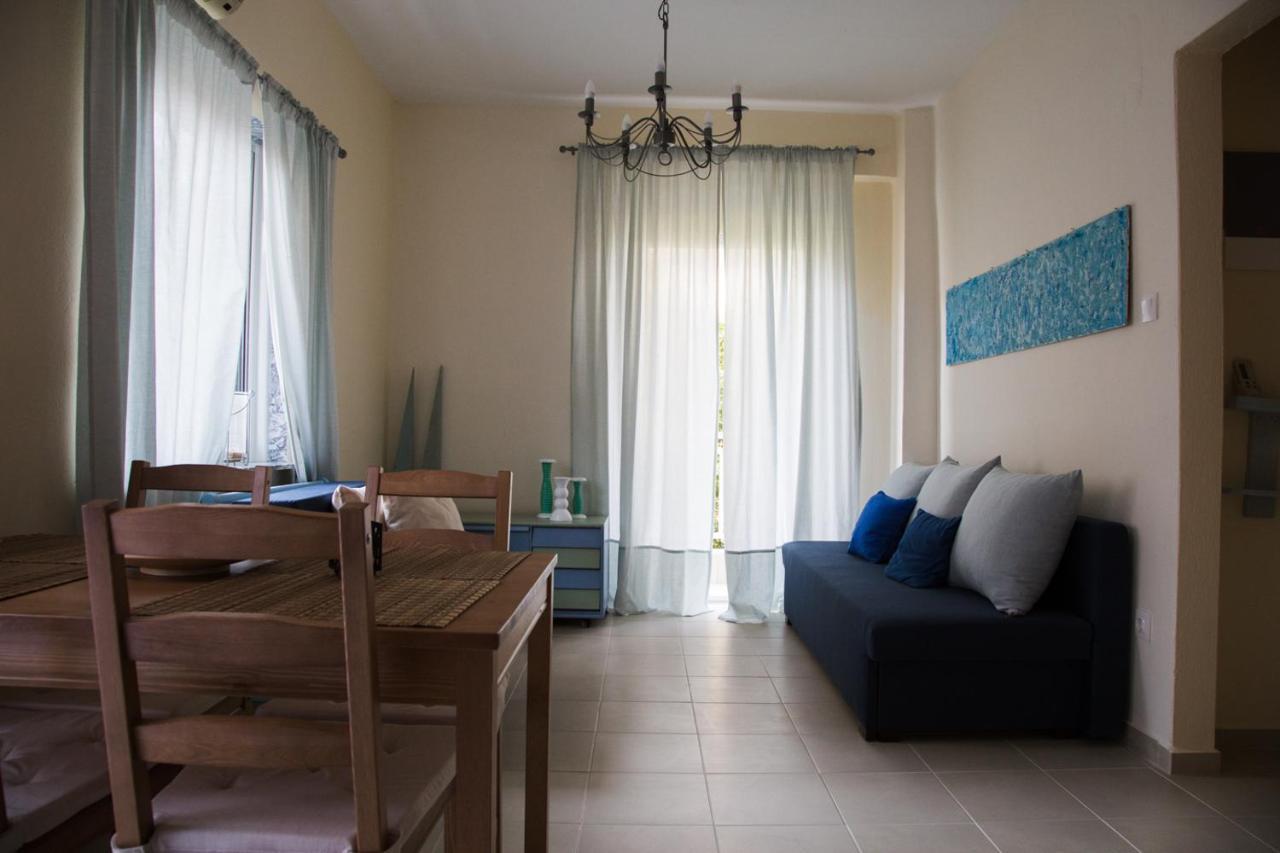 Blue Theros Apartments Παραλία Διονυσίου Εξωτερικό φωτογραφία