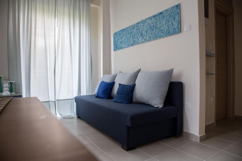 Blue Theros Apartments Παραλία Διονυσίου Εξωτερικό φωτογραφία